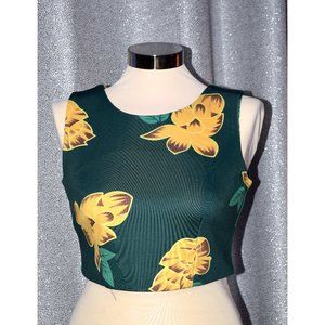 NWT Zapa Woman Fitted Crop Top size small